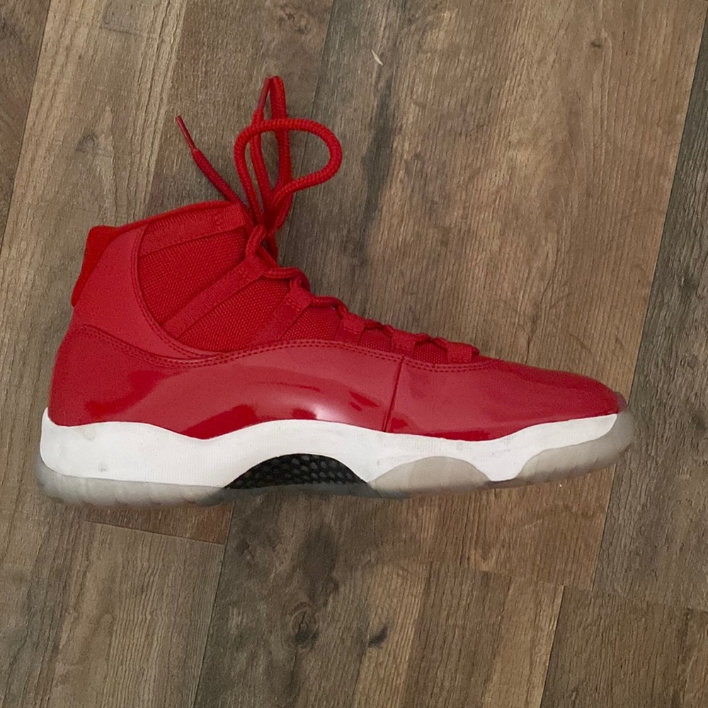 Air Jordan all red 11s 9/10 condition. Only worn twice